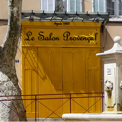 Nom de maison en fer forg paisseur 6mm en caractres French Script 350x134mm sur www.noms-enseignes.com fabriqu par www.noms-enseignes.com