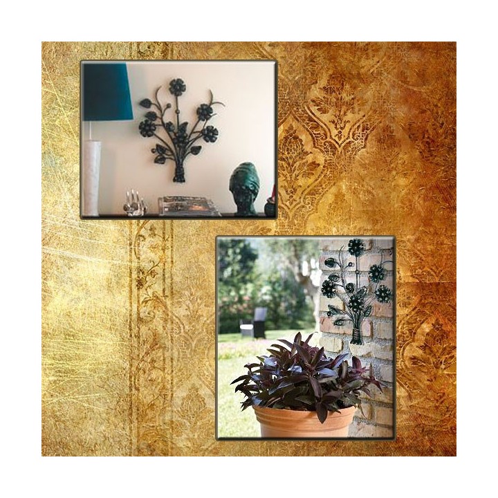 Bouquet de fleurs décoratif en fer forgé conçu pour être accroché à un mur